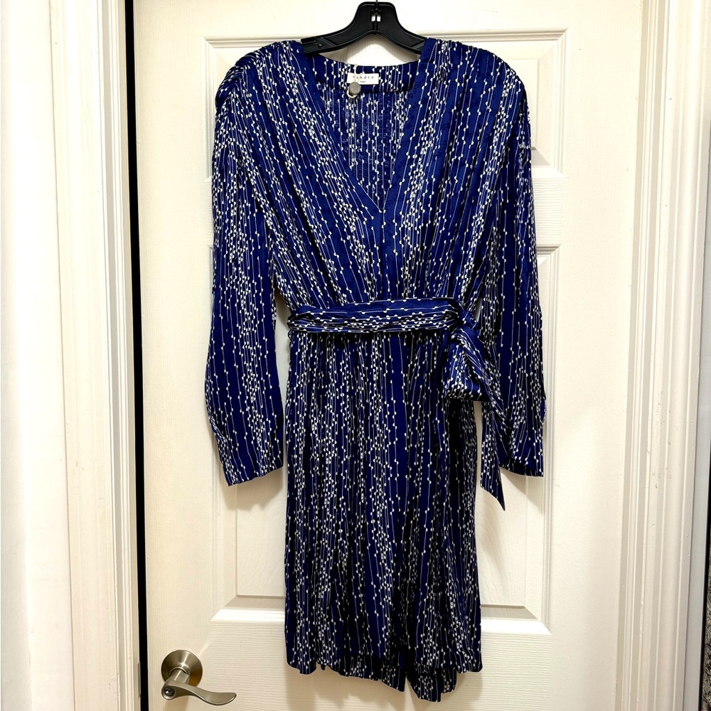 NEW - Sandro dress, size FR 40 (US size 8)